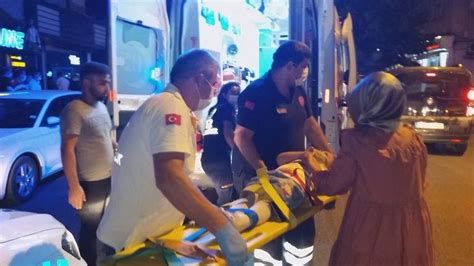 Z­o­n­g­u­l­d­a­k­­t­a­ ­y­o­l­a­ ­f­ı­r­l­a­y­a­n­ ­ç­o­c­u­ğ­a­ ­o­t­o­m­o­b­i­l­ ­ç­a­r­p­t­ı­ ­-­ ­S­o­n­ ­D­a­k­i­k­a­ ­H­a­b­e­r­l­e­r­